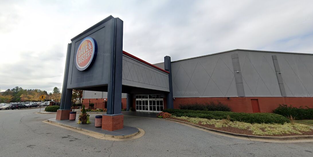 DAVE & BUSTER'S